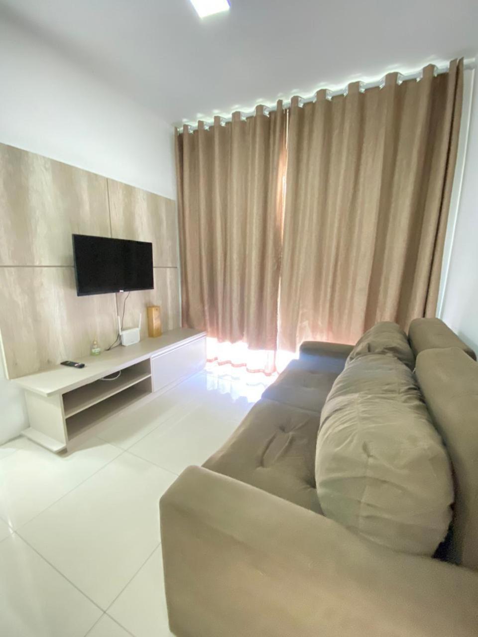 Apartment Vg Fun Front *